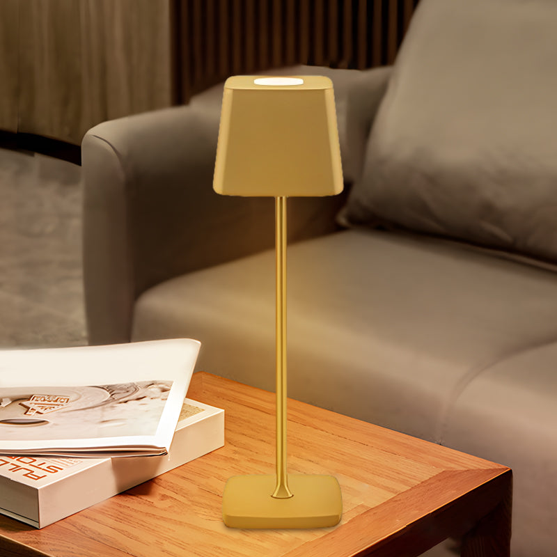 Draagbare Type C LED Lamp met Minimalistisch Design