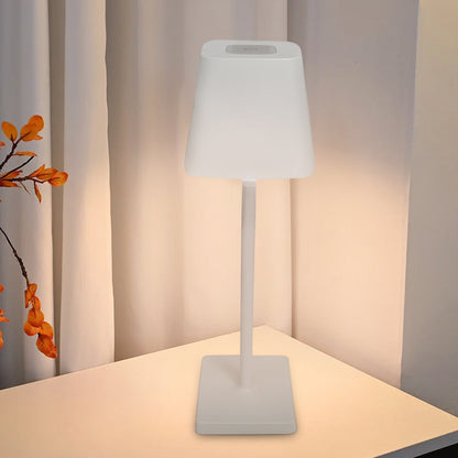 Draagbare Type C LED Lamp met Minimalistisch Design