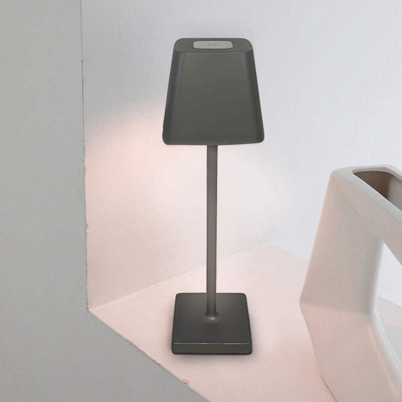 Draagbare Type C LED Lamp met Minimalistisch Design