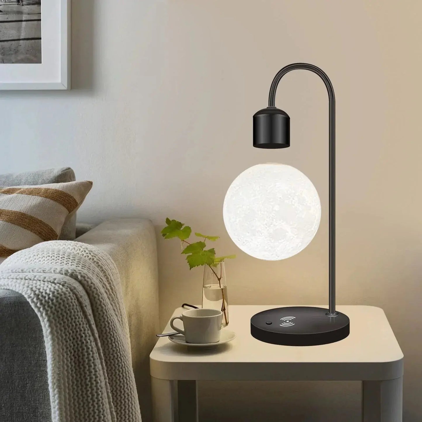 Levitating Moon Lamp met Draadloze Oplader Homekyn