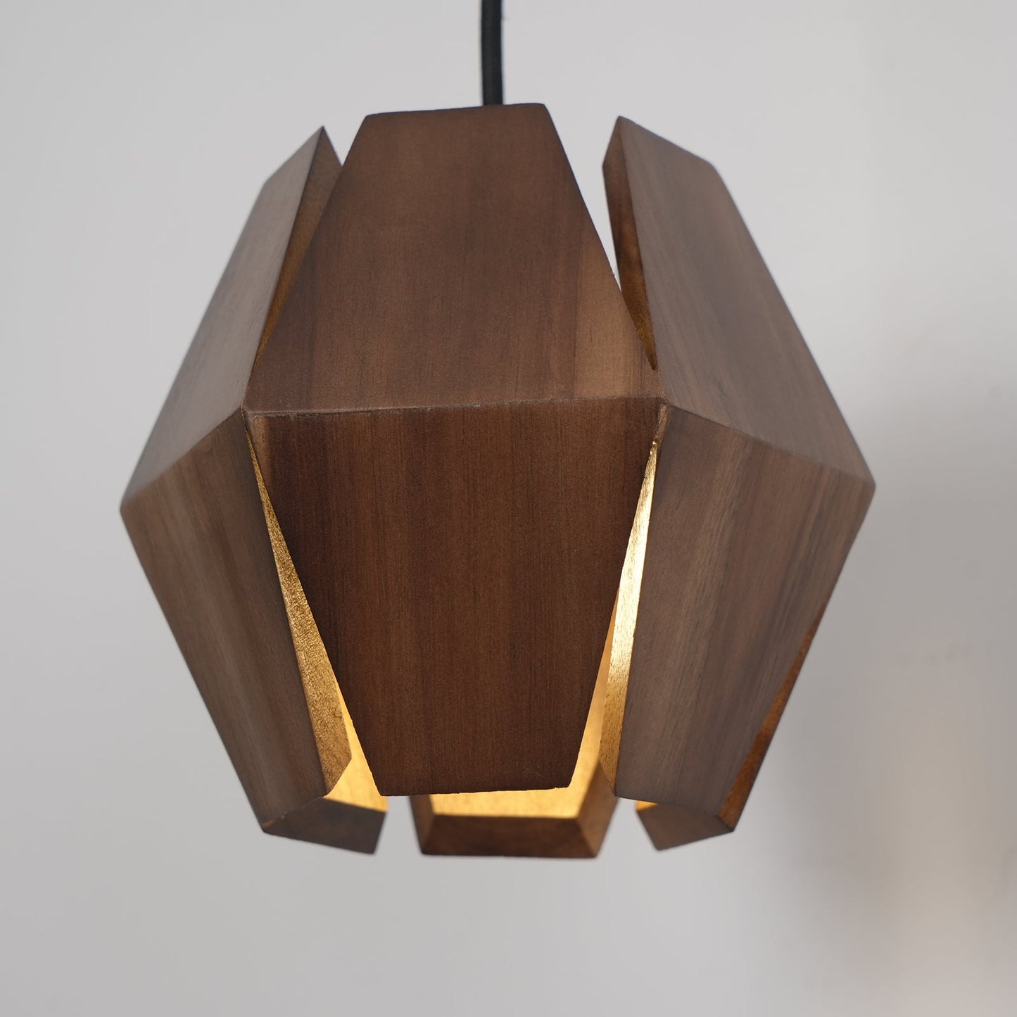 Wood Astris Wandlamp - Luxe Houten en Gouden Metaal Design