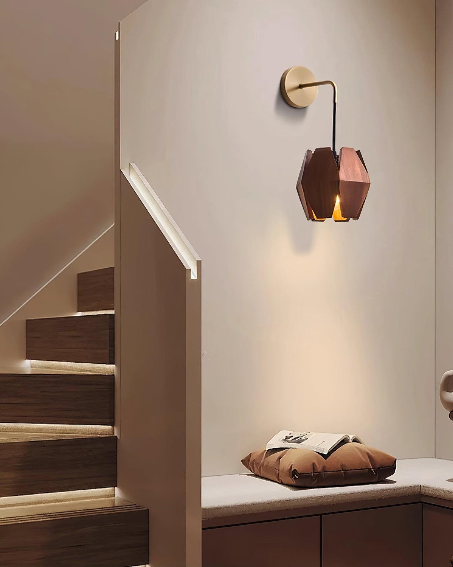 Wood Astris Wandlamp - Luxe Houten en Gouden Metaal Design