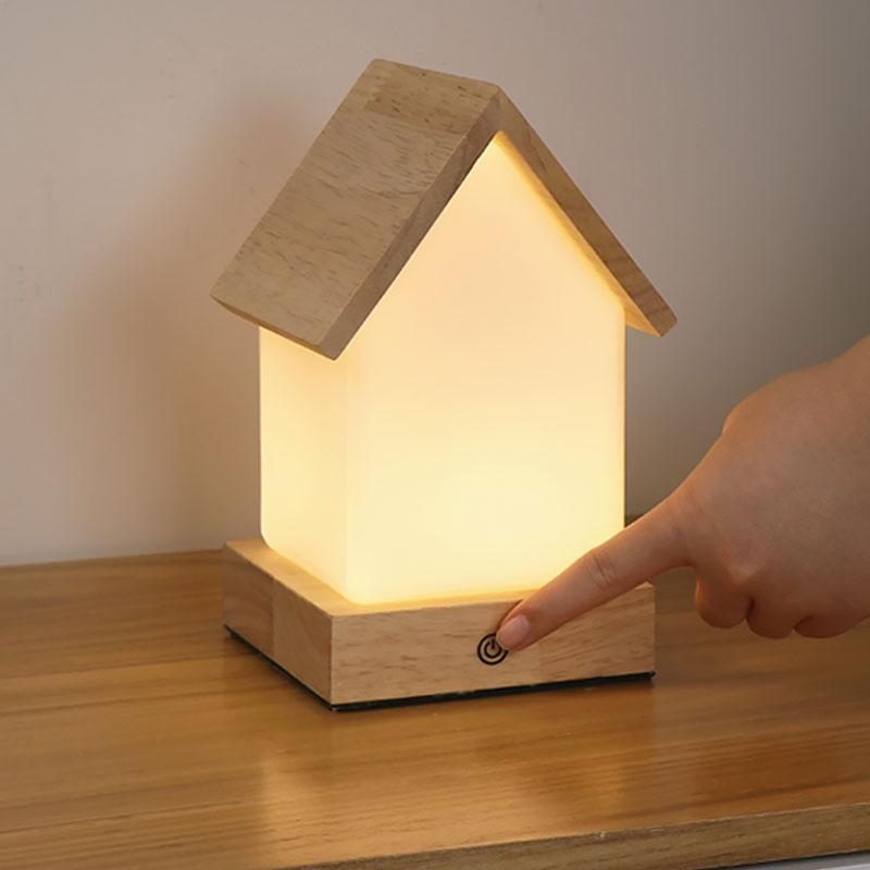 Schattige LED Kinderlamp - Houten Huisvorm Nachtlampje voor Baby’s