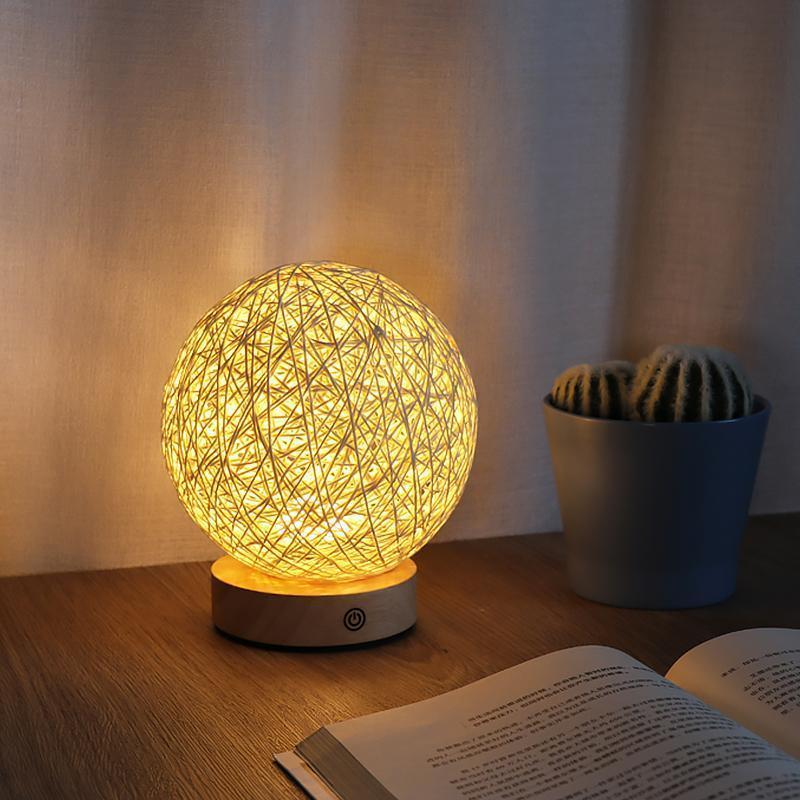 LED Tafellamp met Rotan Wicker Kap