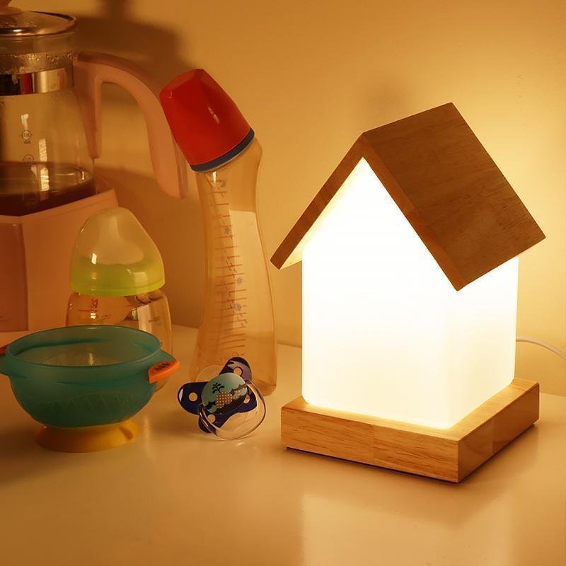 Schattige LED Kinderlamp - Houten Huisvorm Nachtlampje voor Baby’s